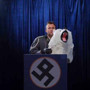 «Οι Δημοκράτορες» του Γιάννη Αποσκίτη στην Κεντρική Σκηνή του Θεάτρου του Νέου Κόσμου